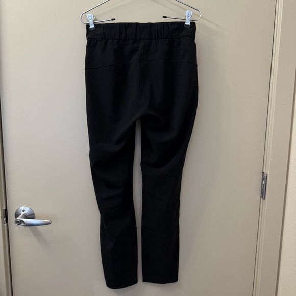 Lululemon On The Fly Pant *Woven 28" in black size 2 travel athletic pants - Picture 11 of 14